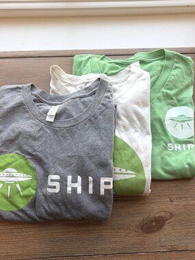 Lot of 3 Shipt Shopper Short Sleeve T Shirts Adult Sz L Green Gray Tan Uniform